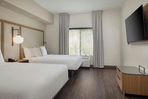 Premium bedding, pillowtop beds, desk, soundproofing