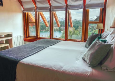 In-room safe, desk, free WiFi, bed sheets