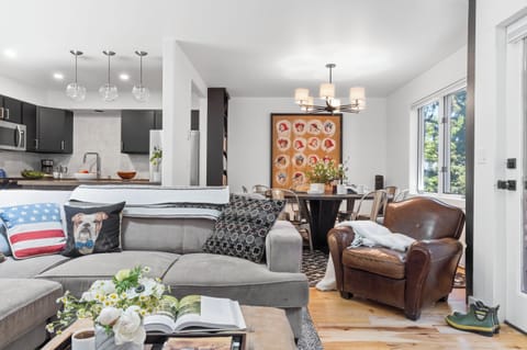 Living / Dining Room