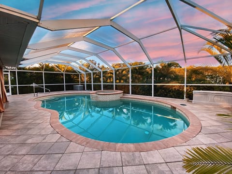 Secluded, heated pool and hot tub 