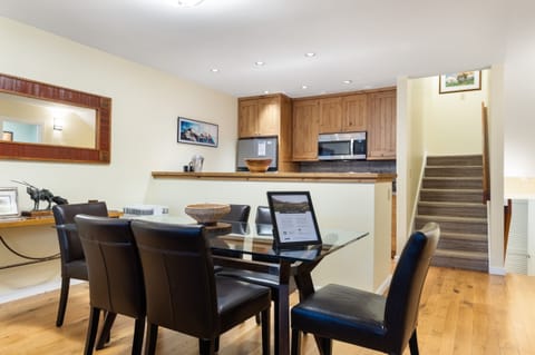 Dining Area looking into Kitchen