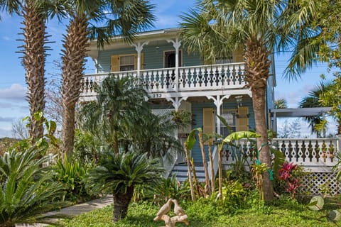 FRONT OF HOME, STREET VIEW