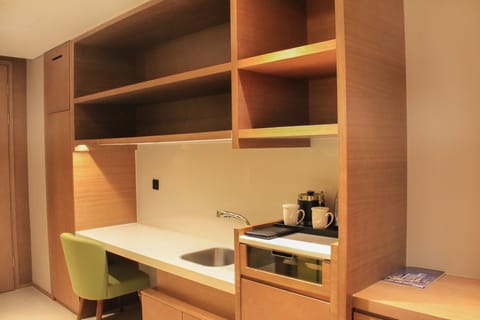 Premium Room, 1 King Bed, City View | Living room | 42-inch LCD TV with satellite channels, TV, pay movies