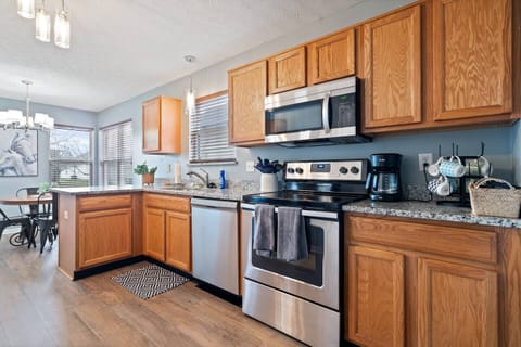 Enjoy cooking w/ all of the necessary kitchen essentials.