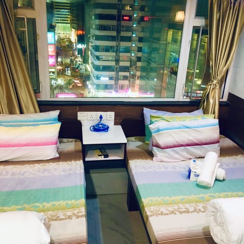 Twin Room | Soundproofing, free WiFi, bed sheets, wheelchair access