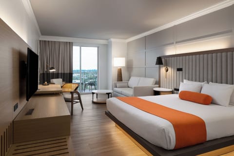 In-room safe, desk, iron/ironing board, free WiFi