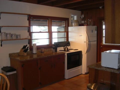 Kitchen - stove side