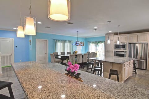 684b6dee 78e2 4495 a692 874d438c81b2