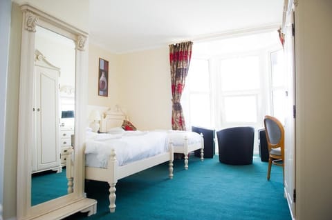 Desk, free WiFi, bed sheets