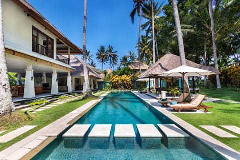 Family Villa | 4 bedrooms, in-room safe, iron/ironing board, free WiFi