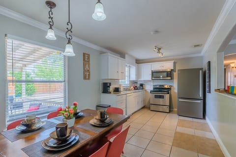 Well equipped kitchen