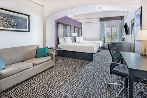 Deluxe Studio Suite, 2 Queen Beds, Non Smoking | Premium bedding, pillowtop beds, in-room safe, desk