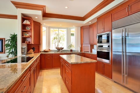 Fully stocked kitchen with oceanfront views while you cook!
