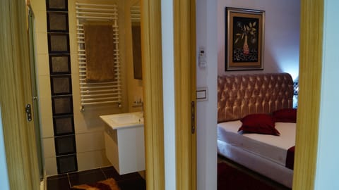 Apartment, 1 Bedroom | 1 bedroom, blackout drapes, iron/ironing board, free WiFi