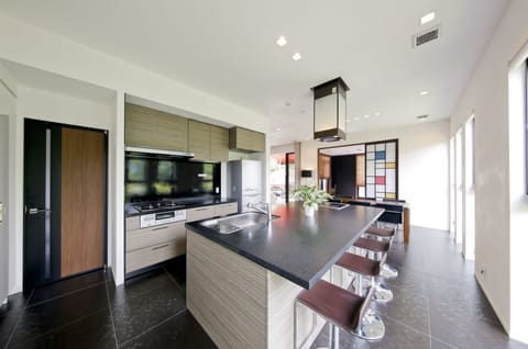 Private Vacation Home | Private kitchen | Fridge, microwave, stovetop, dishwasher
