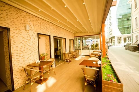 Breakfast and lunch served, Turkish cuisine