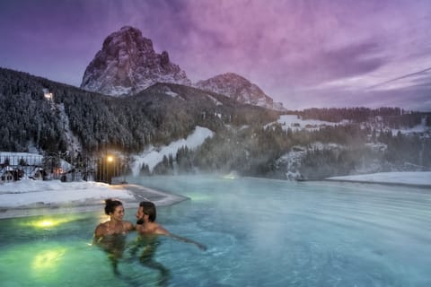 Indoor pool, outdoor pool, sun loungers