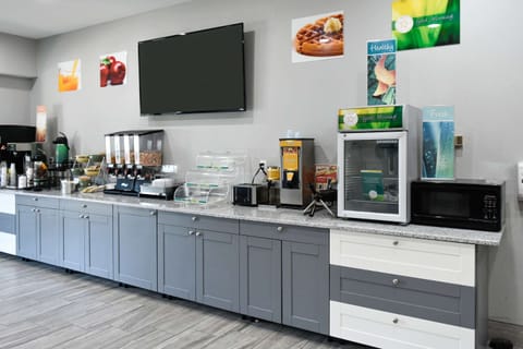 Free buffet breakfast