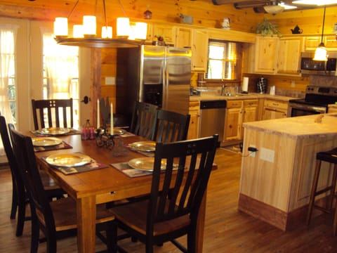 Dining Room & Kitchen