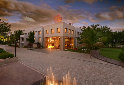 Front of property - evening/night
