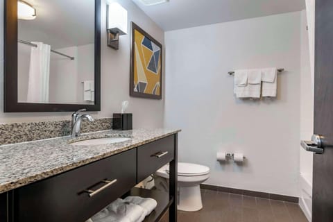 Desk, iron/ironing board, cribs/infant beds, free WiFi