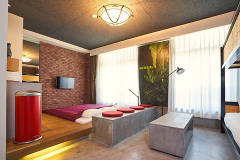 Comfort Quadruple Room | Blackout drapes, iron/ironing board, free WiFi, bed sheets