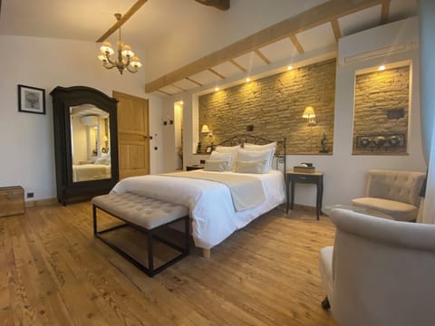 Superior Room | Egyptian cotton sheets, premium bedding, Select Comfort beds, desk