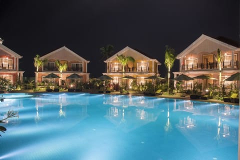 Wind Chime | Outdoor pool