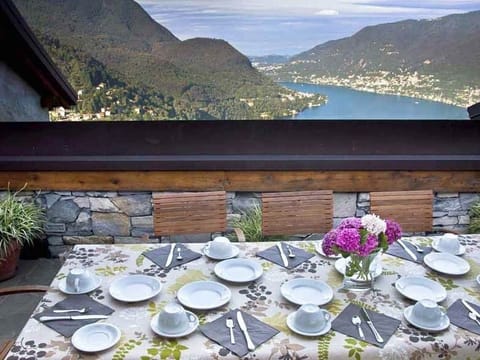 Double Room, Shared Bathroom (Folon) | Balcony view