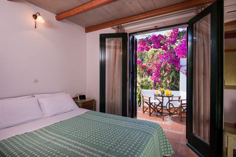 Traditional Duplex, 2 Bedrooms, Terrace, Sea View | 1 bedroom, desk, soundproofing, iron/ironing board