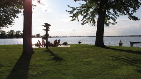 Best views on the lake!