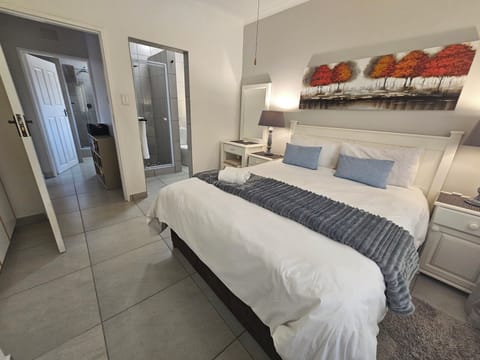 Standard Townhome, 2 Bedrooms | 2 bedrooms, iron/ironing board, cribs/infant beds, free WiFi