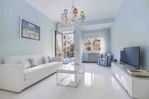 Apartment, 2 Bedrooms | Living room | Flat-screen TV