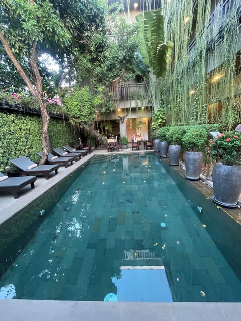 Indoor pool, outdoor pool