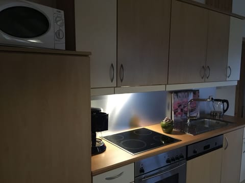 Bungalow, Terrace, Garden Area | 1 bedroom, in-room safe, free WiFi