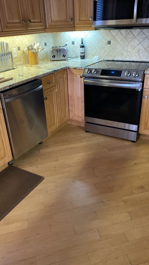 All new appliances Sept 2022