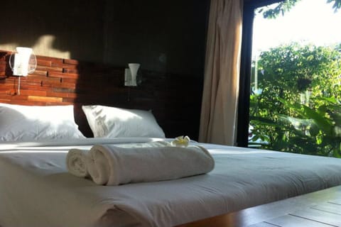 Rollaway beds, free WiFi