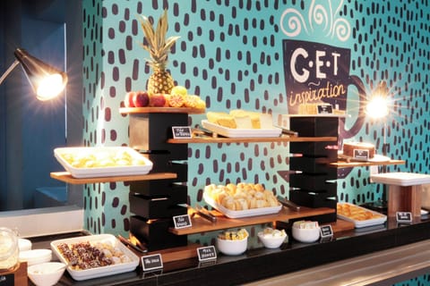 Daily buffet breakfast for a fee