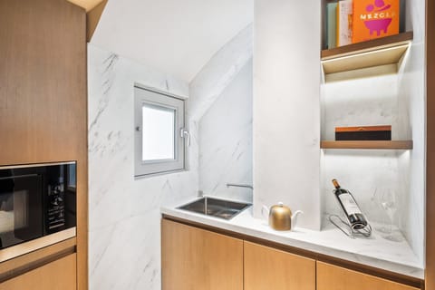 Eiffel View Rooftop Penthouse | Private kitchenette | Espresso maker