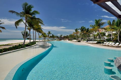Outdoor pool, pool umbrellas