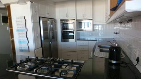 A2. Arikreukel 2  | Private kitchen | Coffee/tea maker, electric kettle