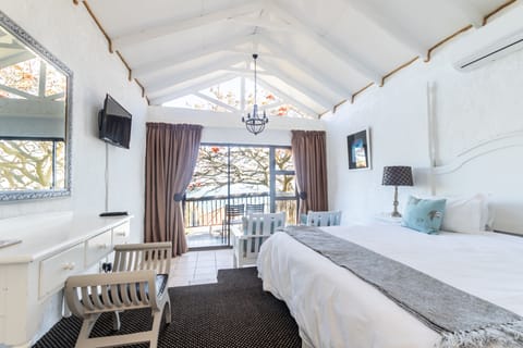 Classic Double or Twin Room, Balcony, Sea View | Iron/ironing board, free WiFi, bed sheets