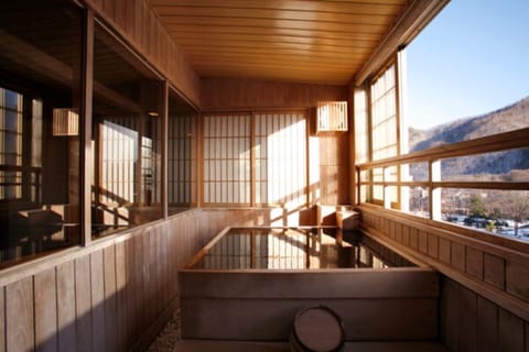 Private spa tub