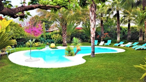 Private swimming pool