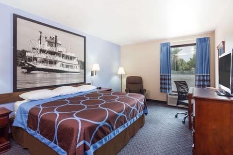 Desk, iron/ironing board, free cribs/infant beds, free WiFi