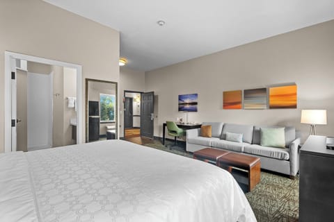 In-room safe, desk, laptop workspace, iron/ironing board