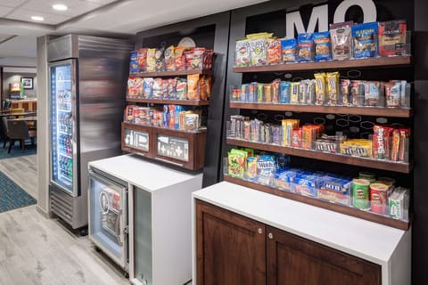 Snack bar