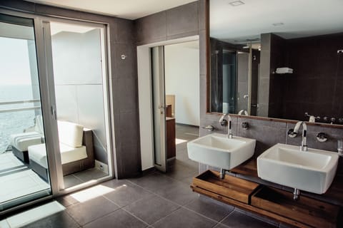 Presidential Penthouse, 2 Bedrooms, Balcony, Sea View | Bathroom | Rainfall showerhead, designer toiletries, hair dryer, bathrobes