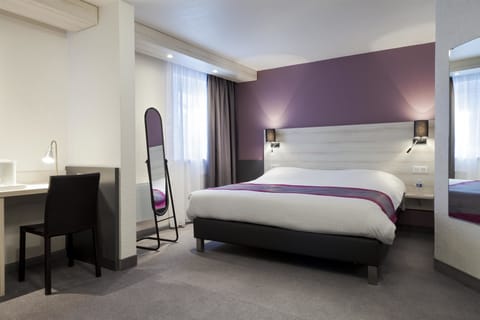 Standard Room, 1 Double Bed | Premium bedding, Select Comfort beds, desk, soundproofing