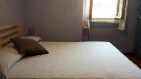 Superior Room, 1 Bedroom, Non Smoking, Shared Bathroom | Rollaway beds, free WiFi, bed sheets, wheelchair access